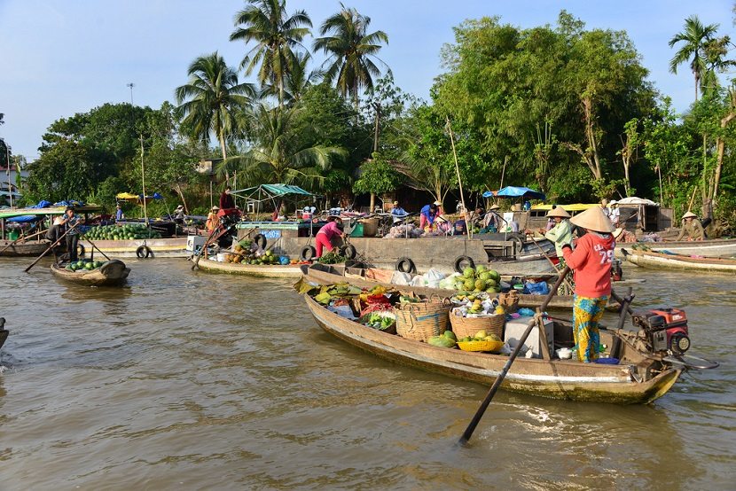 Phong Dien Floating Market