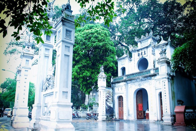 Quan Thanh temple in Hanoi