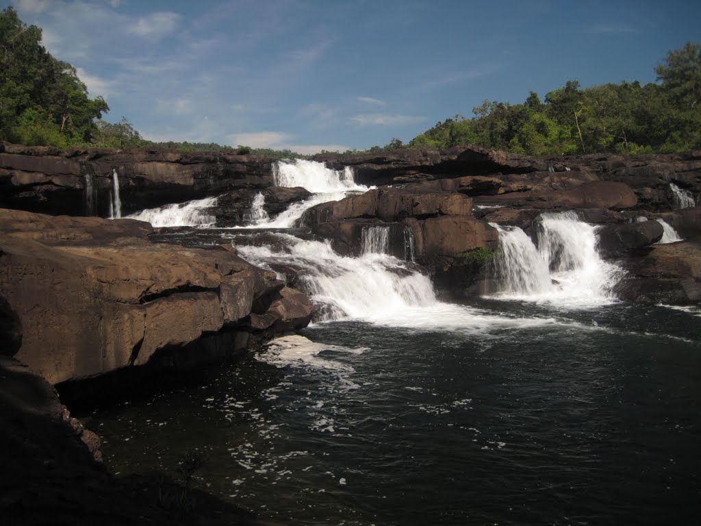 Tatai Waterfall