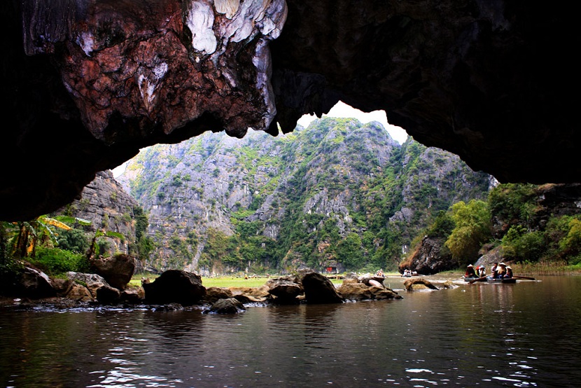 Tam Coc landscape in Ninh Binh