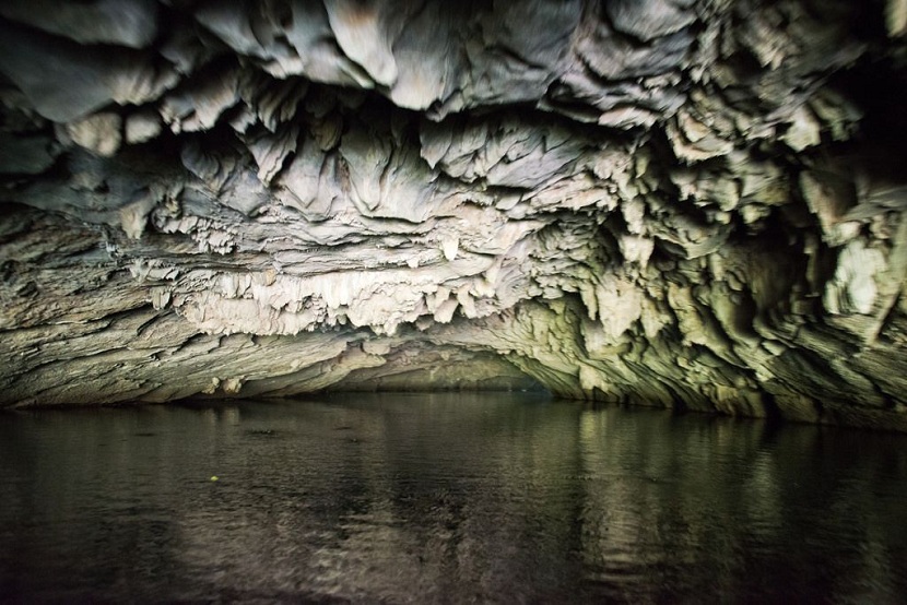 Tam Coc landscape in Ninh Binh