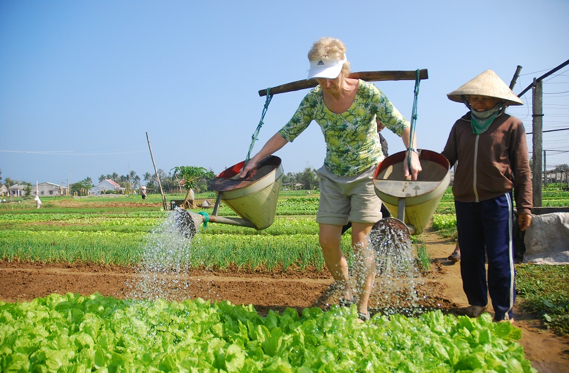 Tra Que vegetable village 