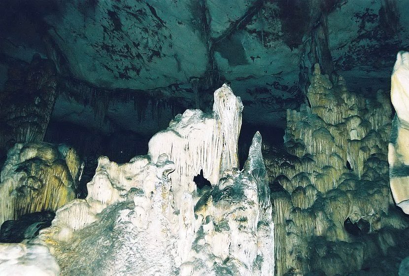 Van Trinh Marble Cave in Ninh Binh