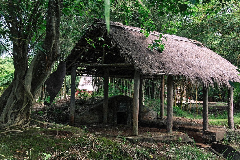 Vinh Moc tunnels