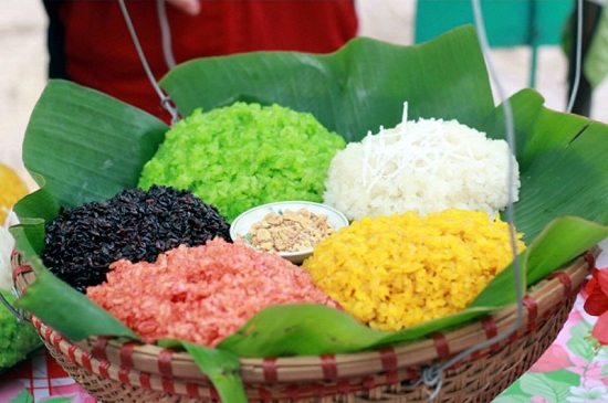 Five- colour steamed glutinous rice in Northwest of Vietnam