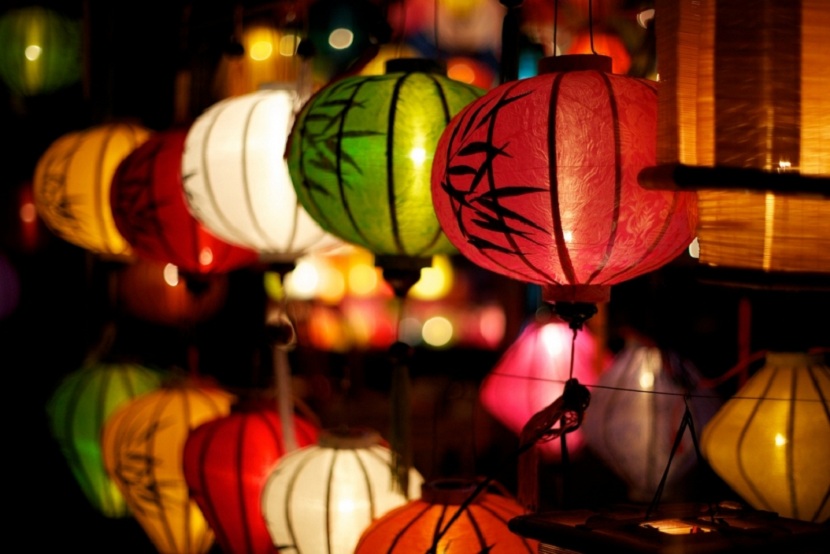 Hoi An Lantern Making – Painting Experience