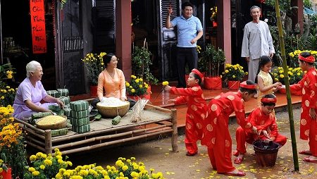 Explore the traditional Lunar New year festival in Vietnam