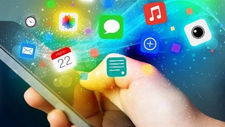 best free smartphone apps for traveling in Vietnam