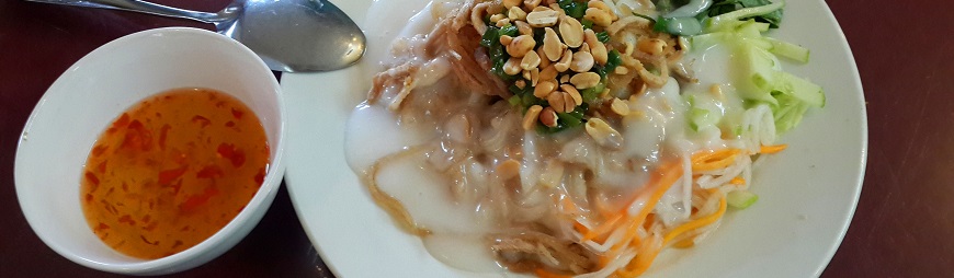 Top 7 Foods Appeal to Travelers on Saigon Streets