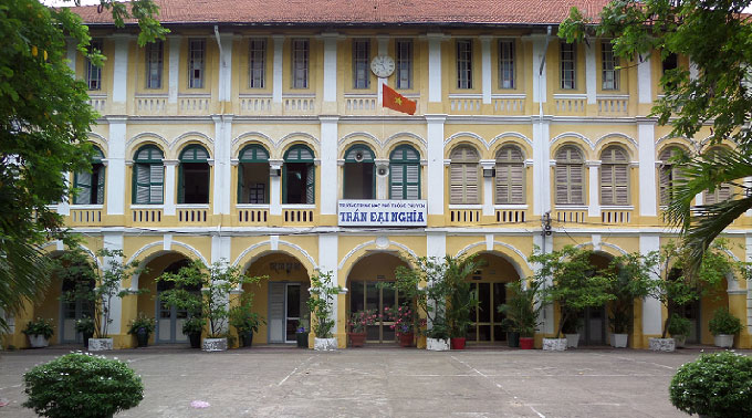 Tran Dai Nghia High School