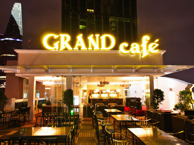 Top 10 Saigon rooftop bars to hang out: Grand Café