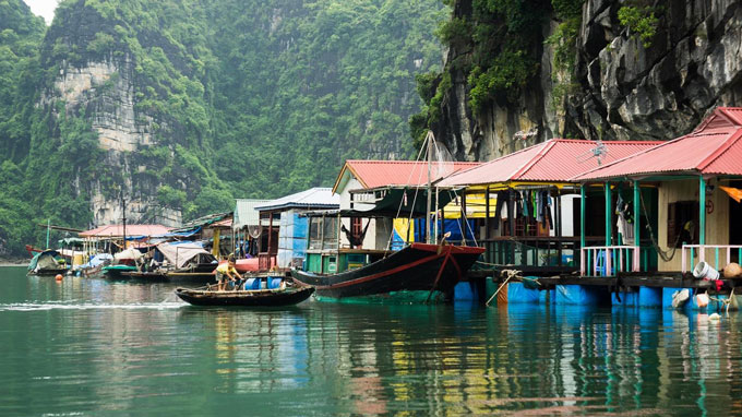 Fishing villages in Vietnam: Cua Van Fishing Village 