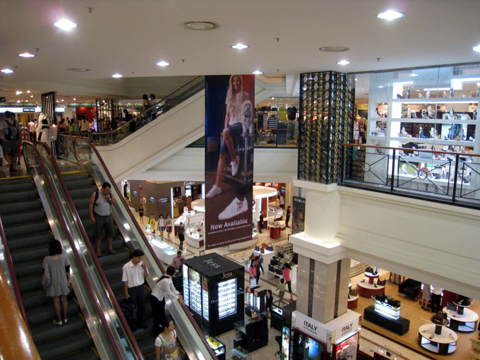 Top Shopping malls shouldn’t be missed – Saigon city center: Diamond Department Store