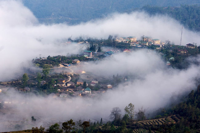 Ideal destinations in Lao Cai for the most amazing photos: Y Ty 