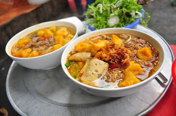 Bun Rieu – Crab Noodle Soup