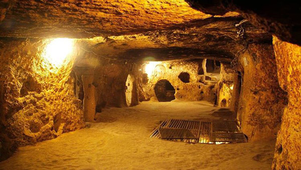 7 Amazing factors of Cu Chi Tunnels: Underground digging
