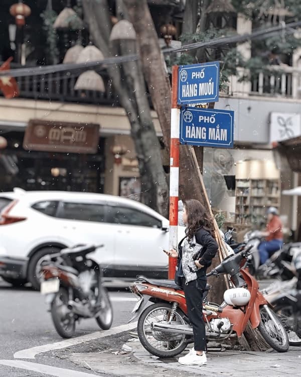 Hanoi Old Quarter - Phố Hàng Muối
