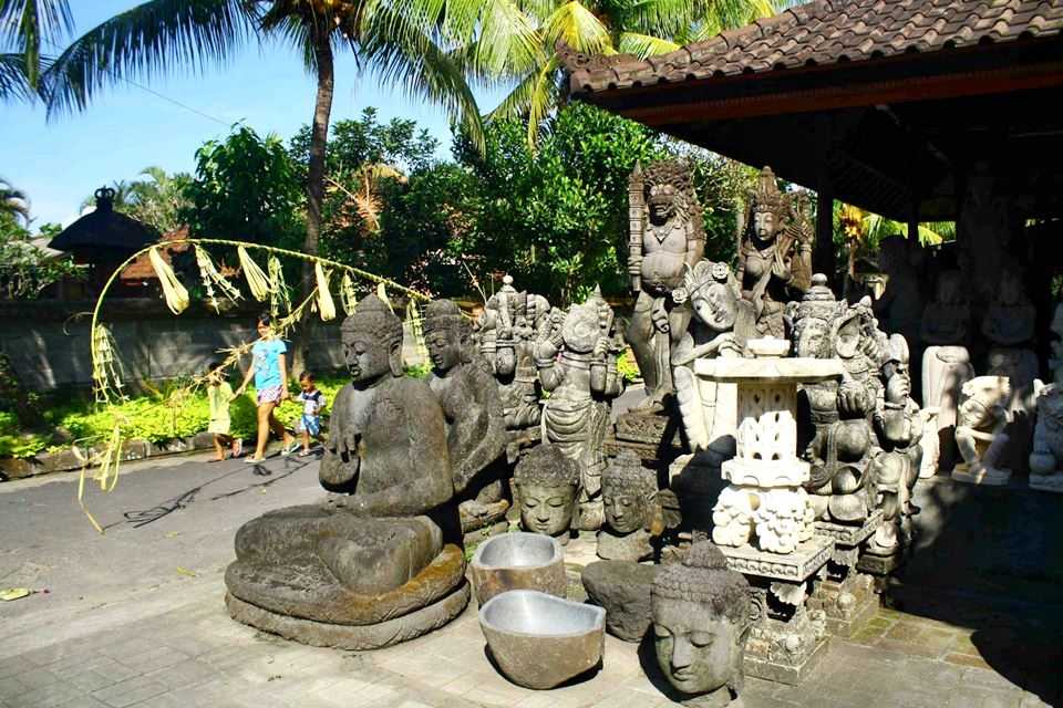 Non Nuoc Stone Carving Village