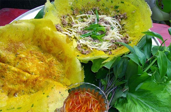 "Banh xeo oc gao" dish in Ben Tre