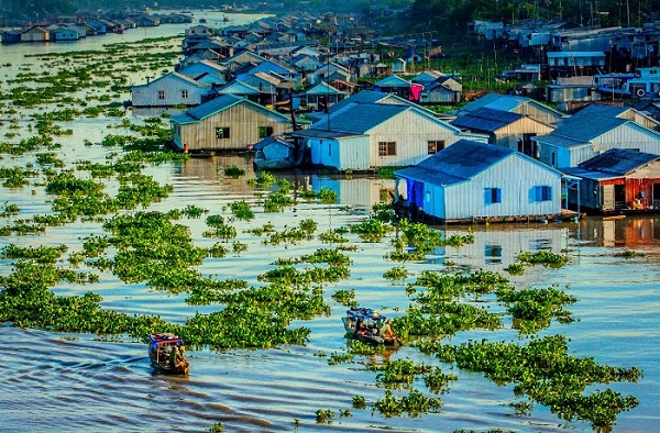 Vinh Long within the Mekong Delta