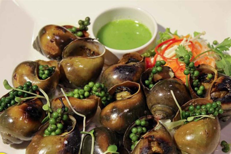 Edible Snails Grilled with Fresh Peppercorns Cần Thơ
