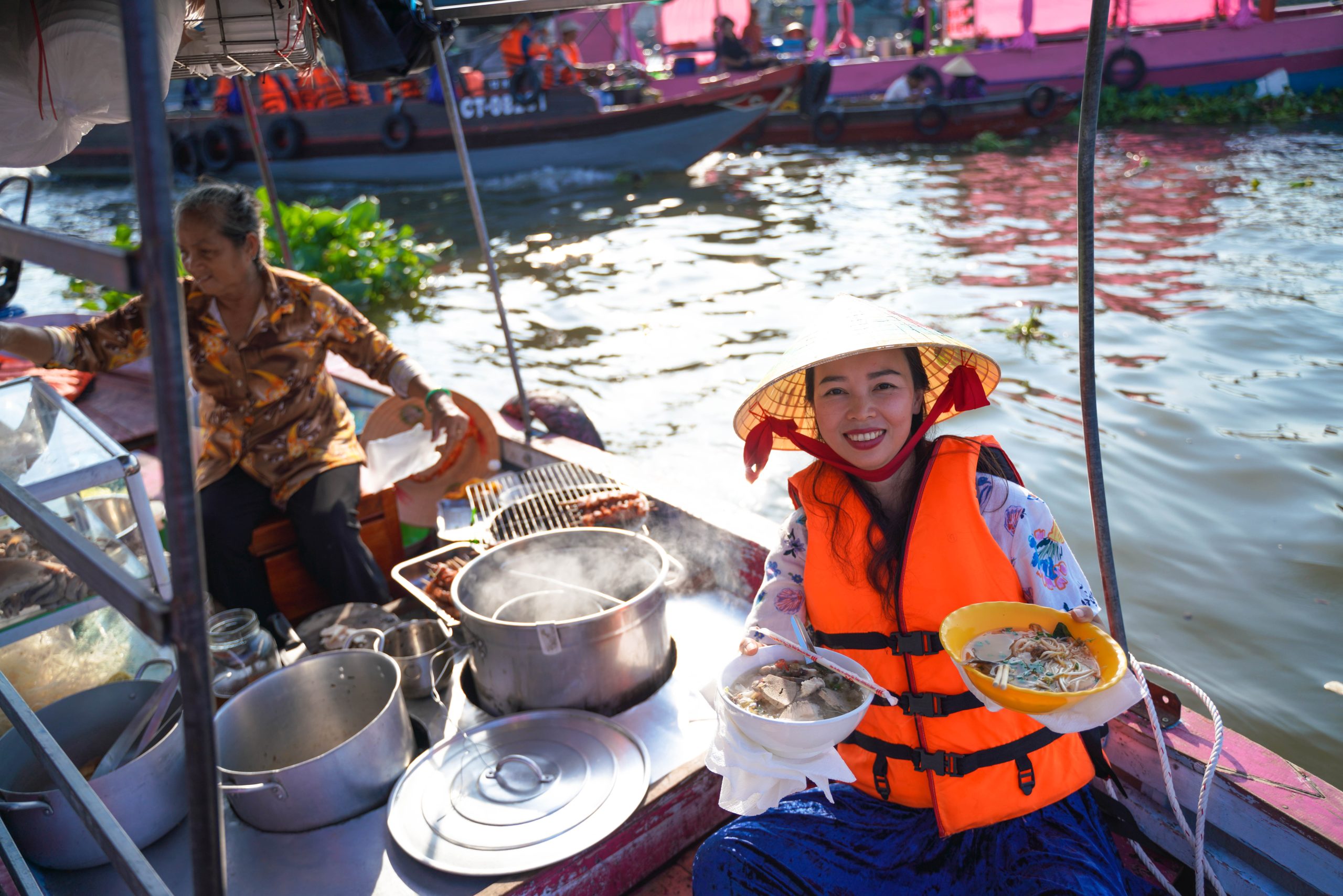 Cai Rang floating market