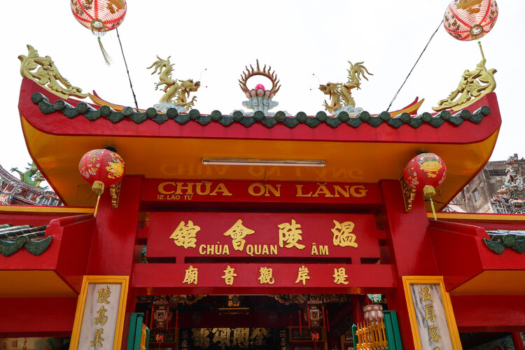 Quan Am Pagoda