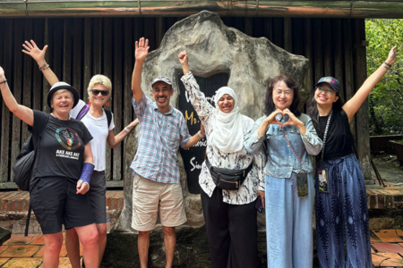 tourists-cu-chi-tunnels-vietnam