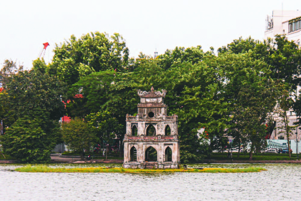 hoan kiem lake hanoi