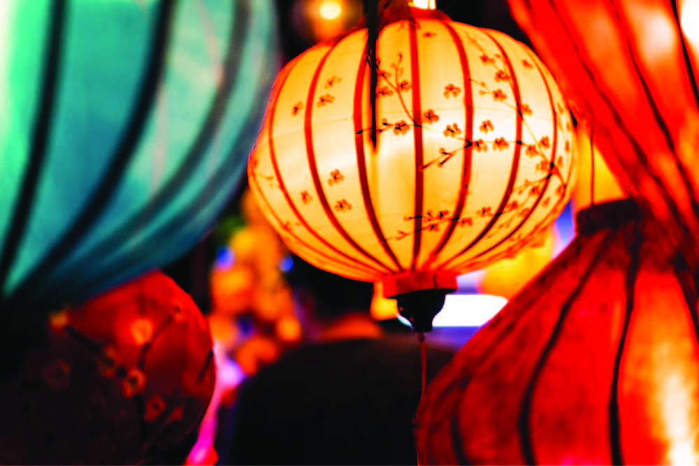 vietnam-lantern-lit-during-festival